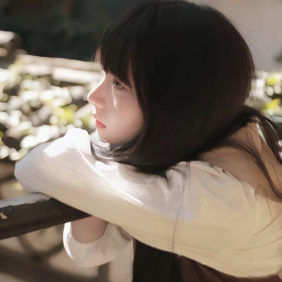 容易破防的粉红色吹风机