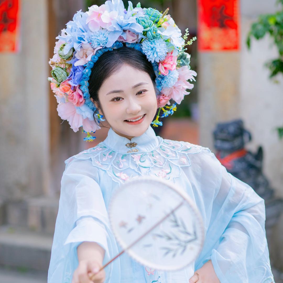 新恒基集团 滕木子