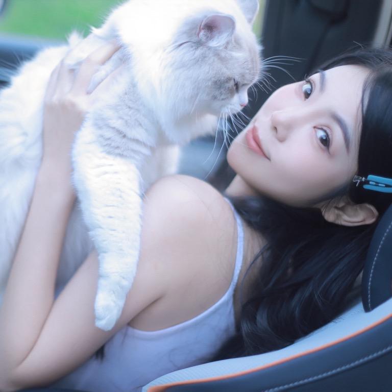 蜜桃学妹🍭@抖音