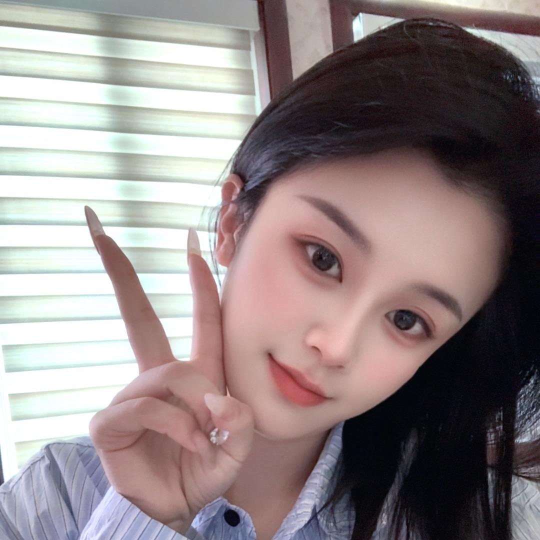 解说员文文