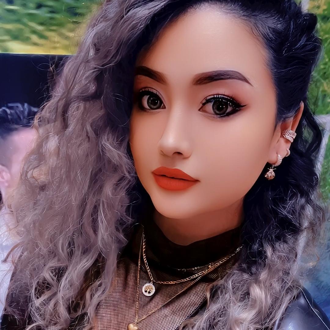 🧿 阿斯丫🧿