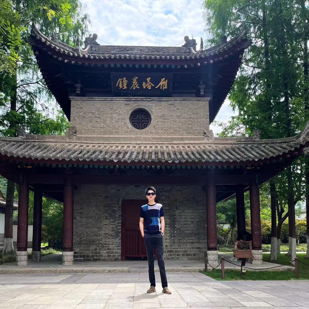 zhou二哥