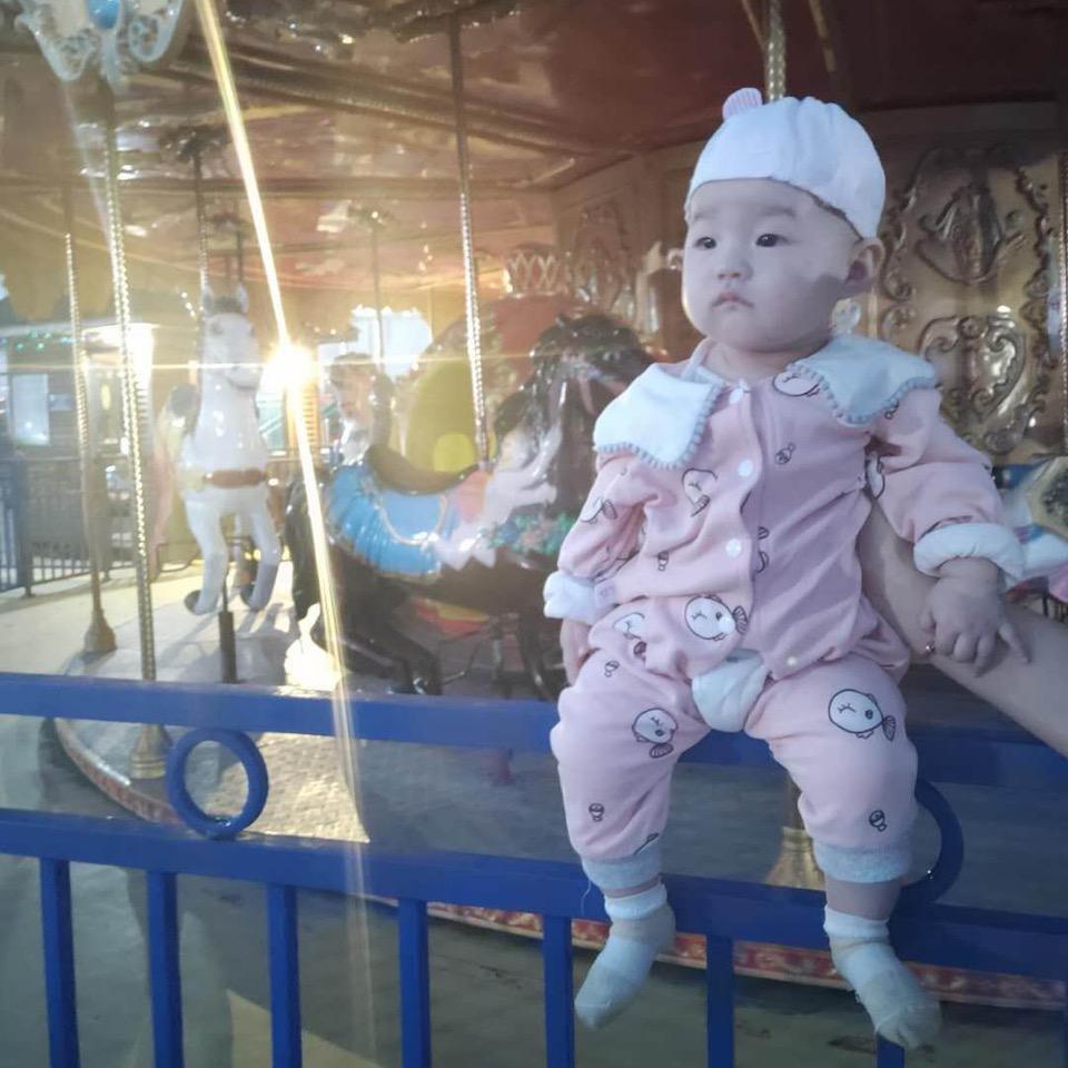 代辉