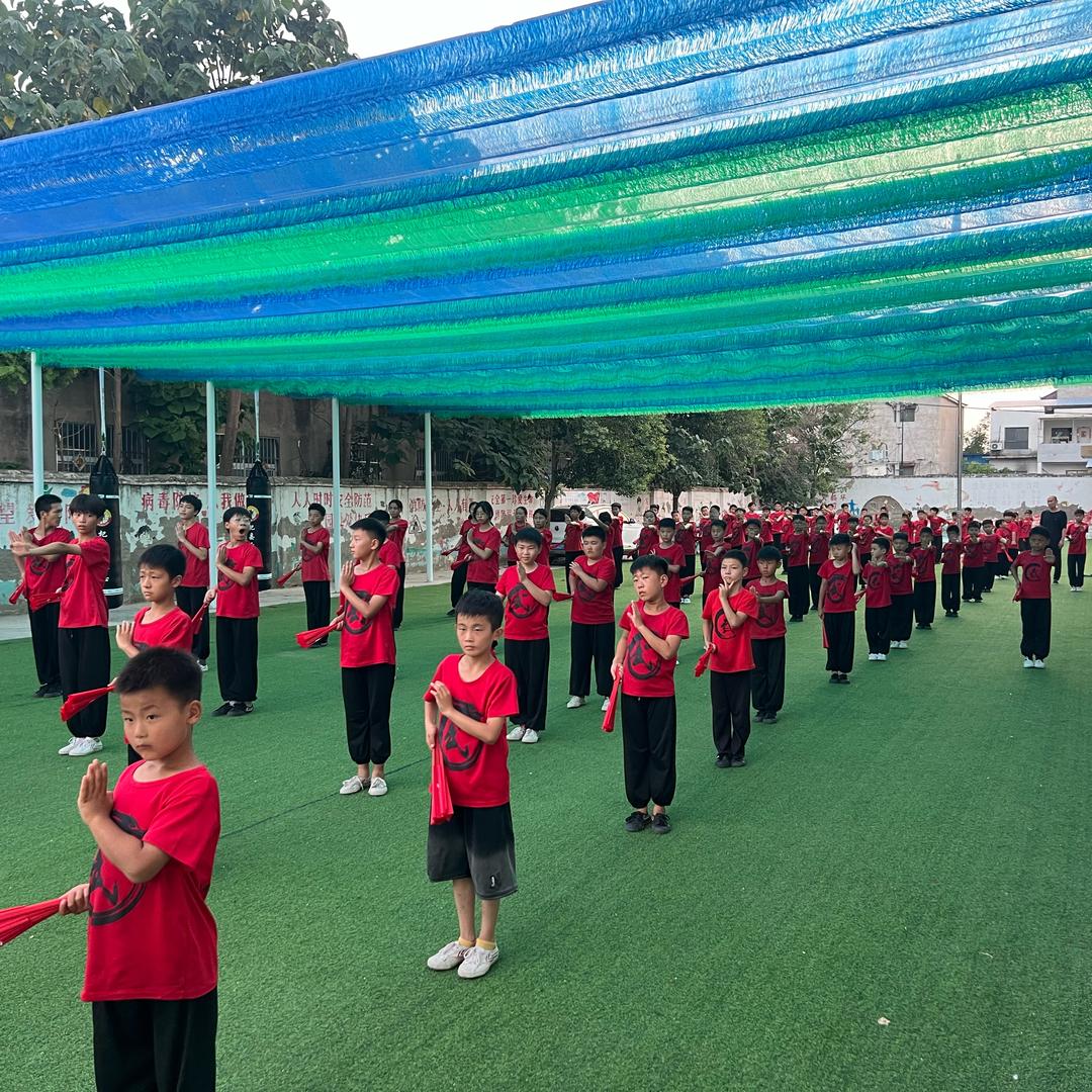 杞县千秋志文武学校—娃师娘