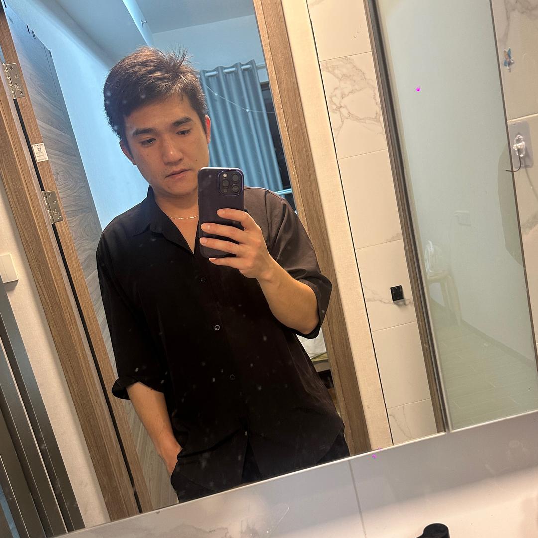 海口国大酒吧~路天（请勿连赞）