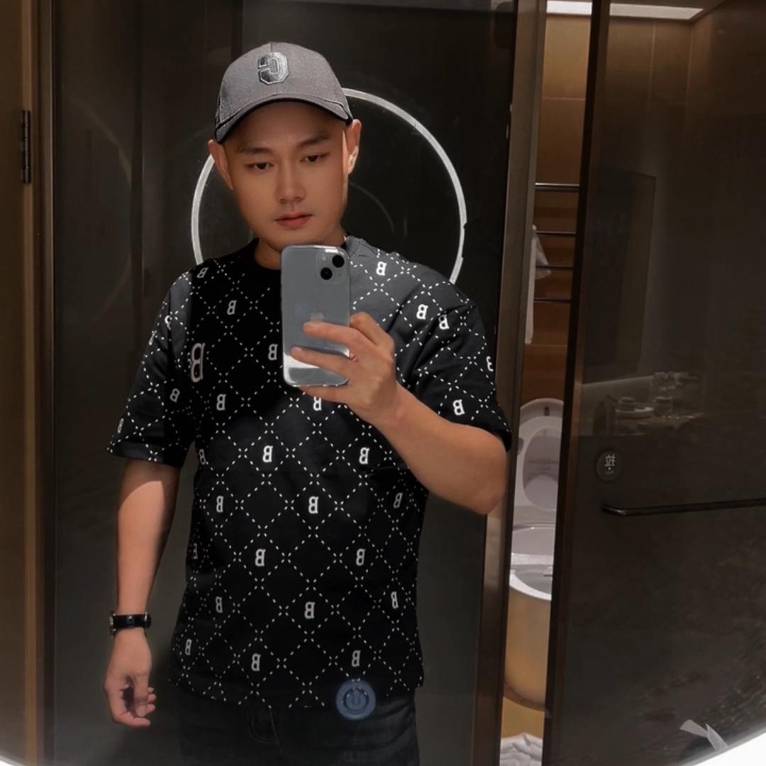 梅校长😘