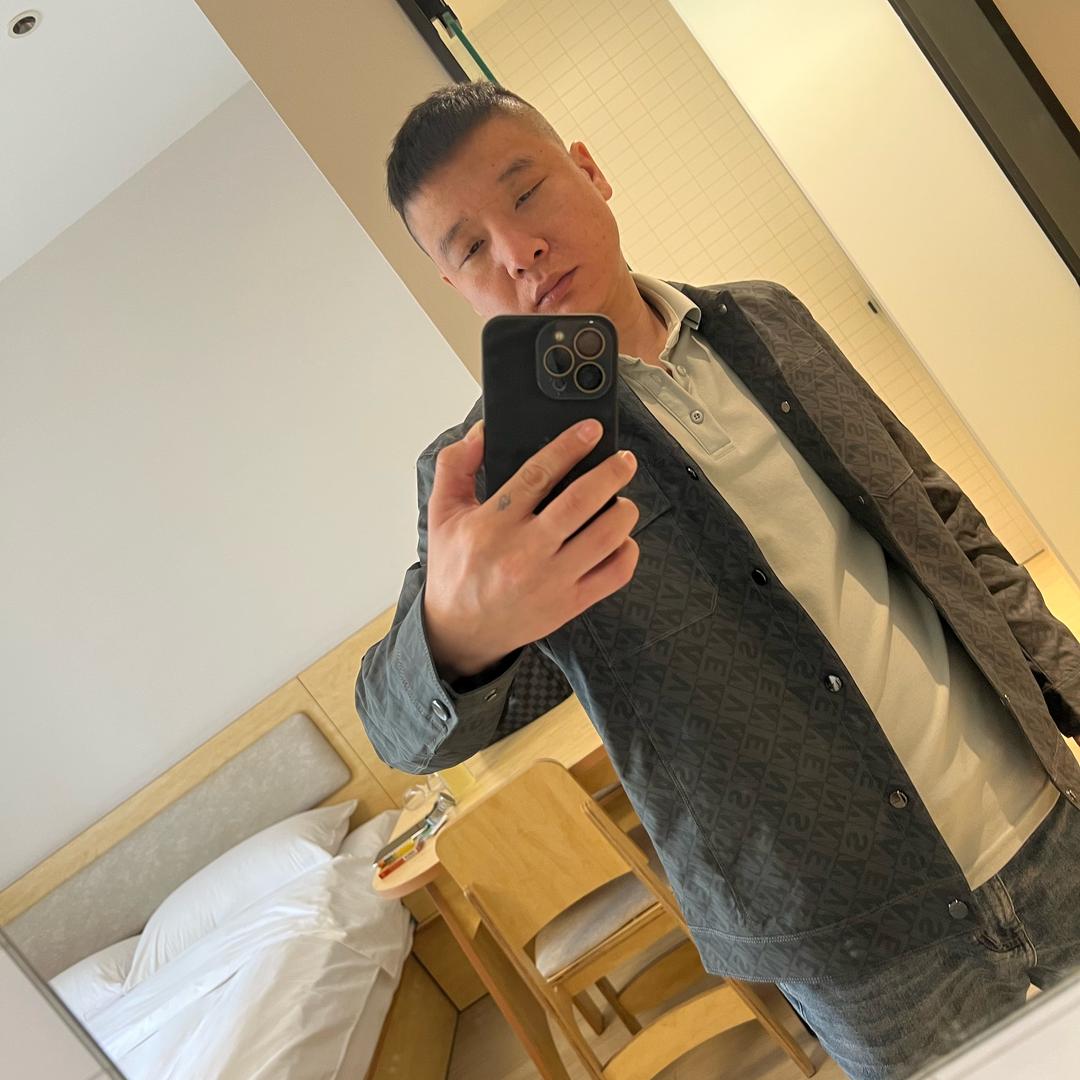 🚬给我🚬1⃣️支烟🚬