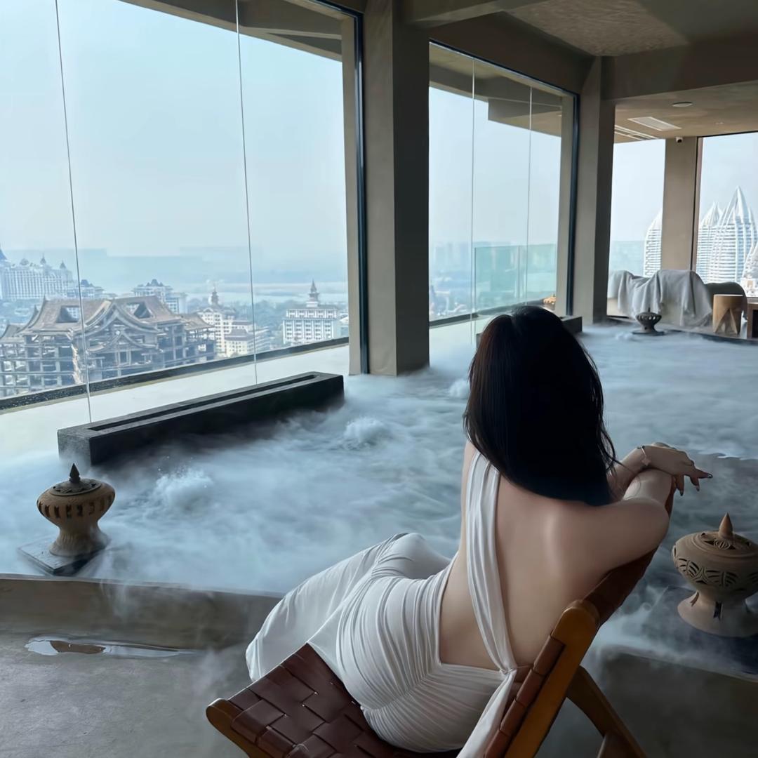 鲨鲨.