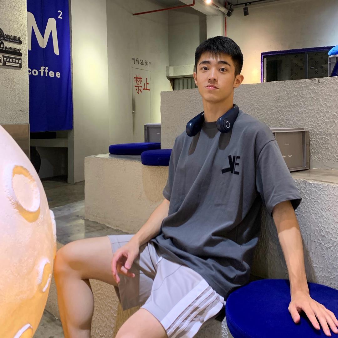 黄理想