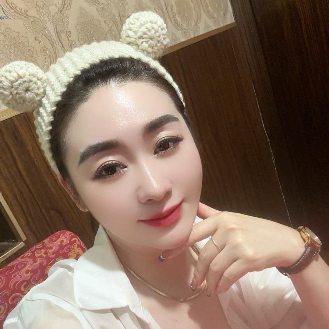 丹思云轻奢女装