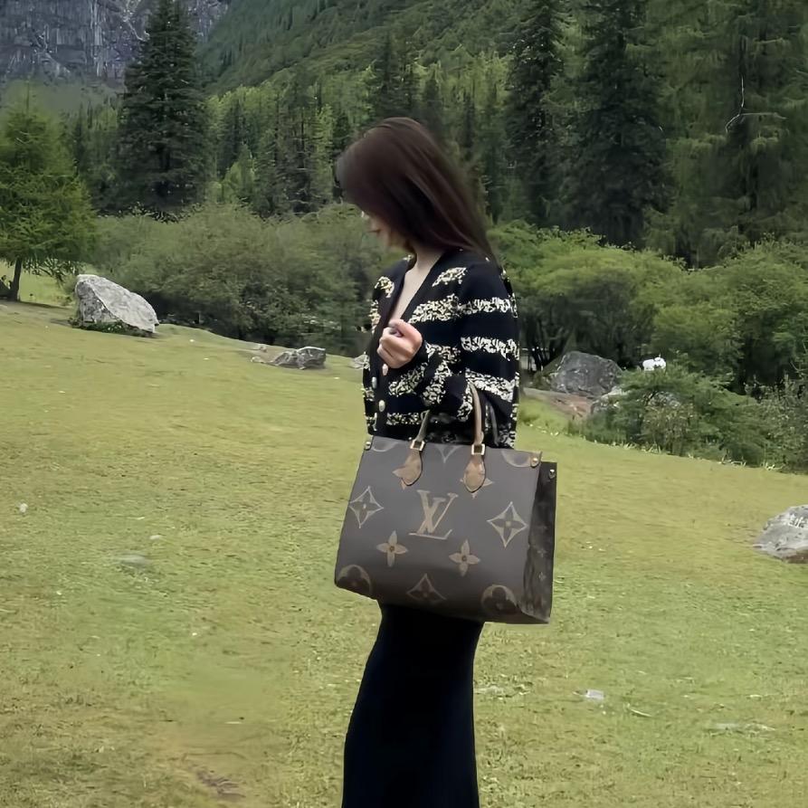 冯女士