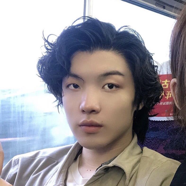 启法案多多