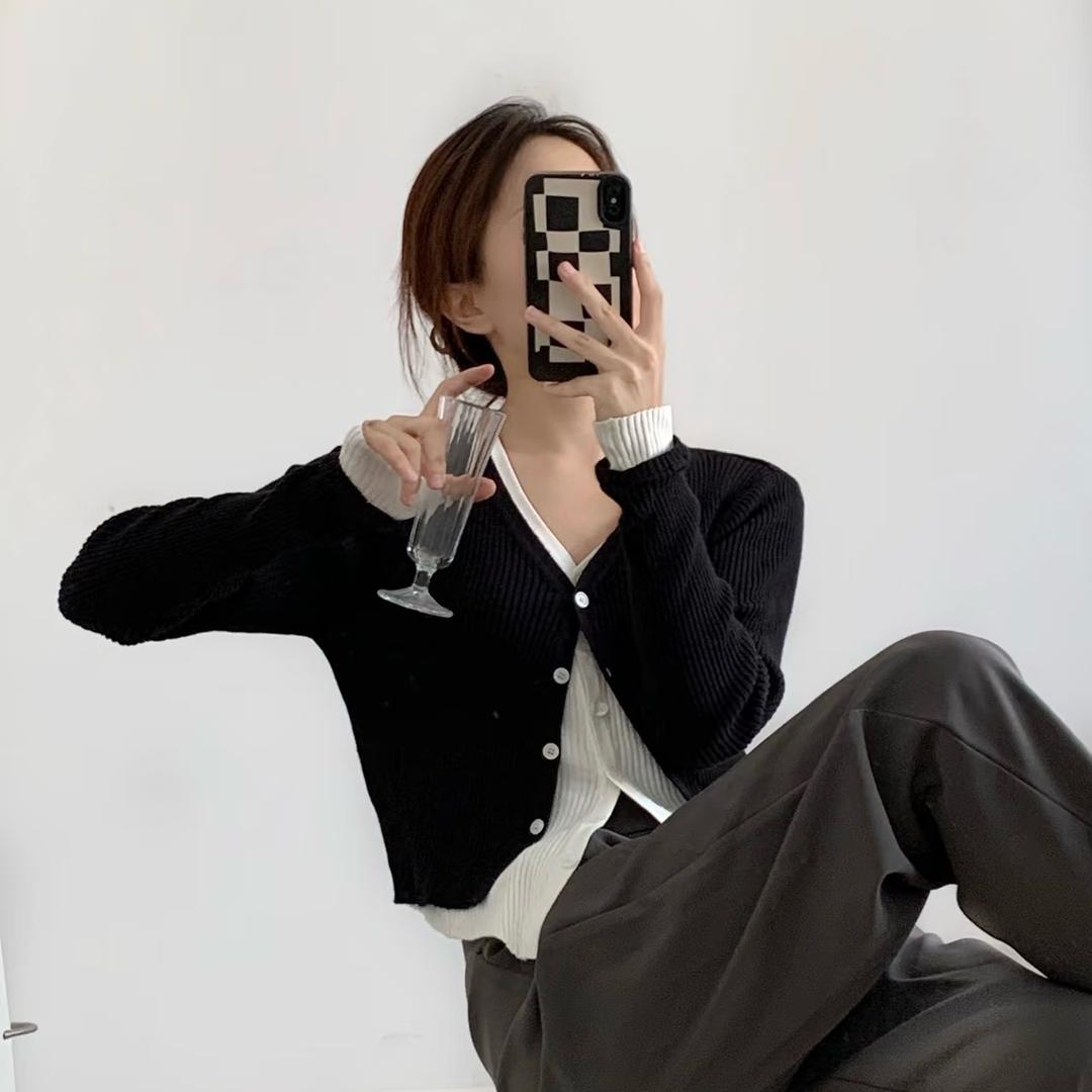 十三韩女装工厂店