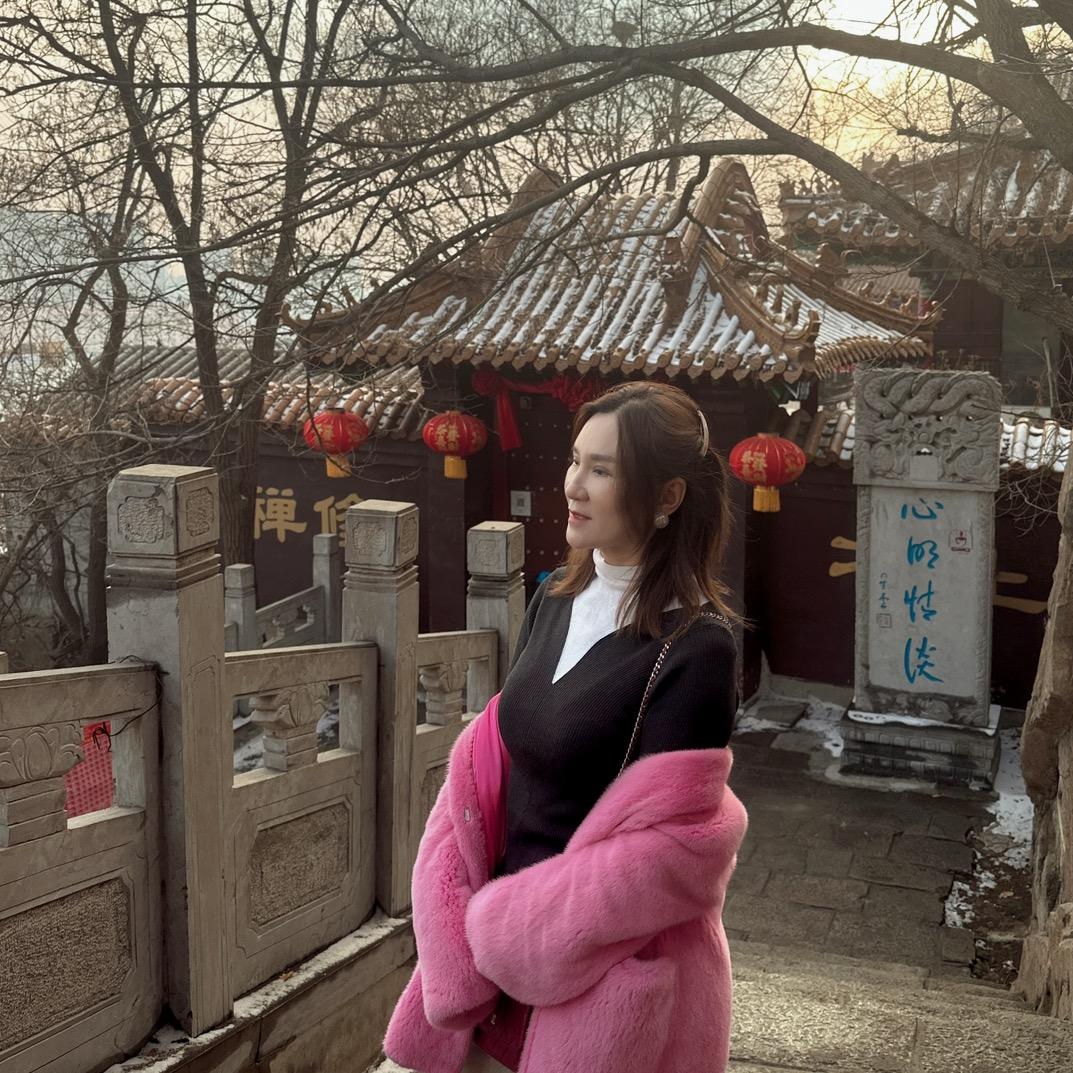 王静（王孟静）