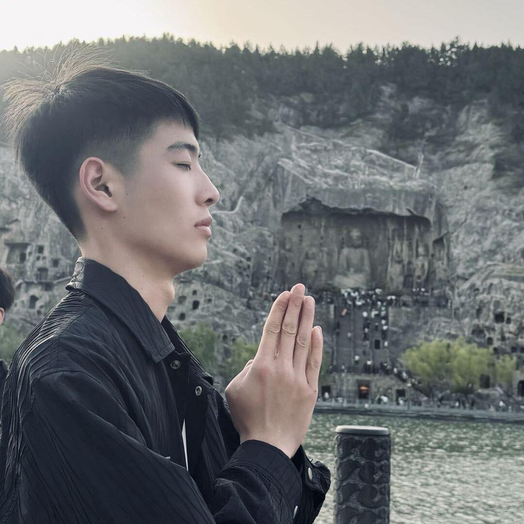 弘德