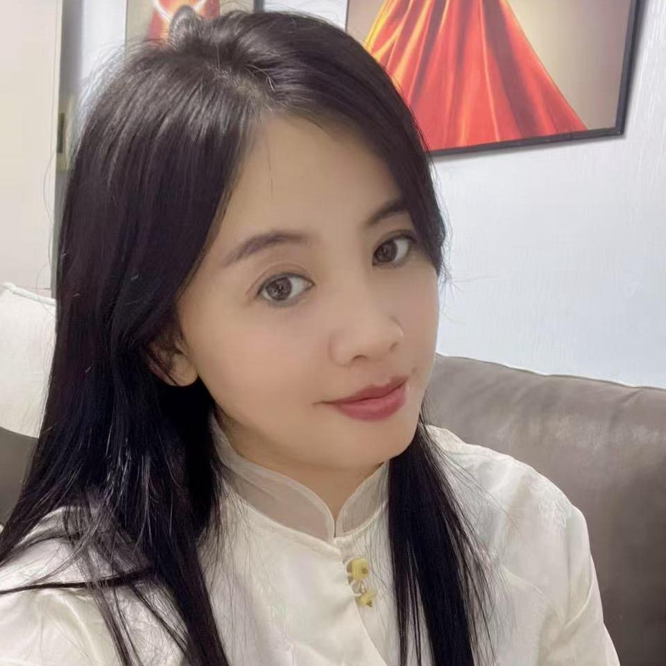 辉姑娘在边境