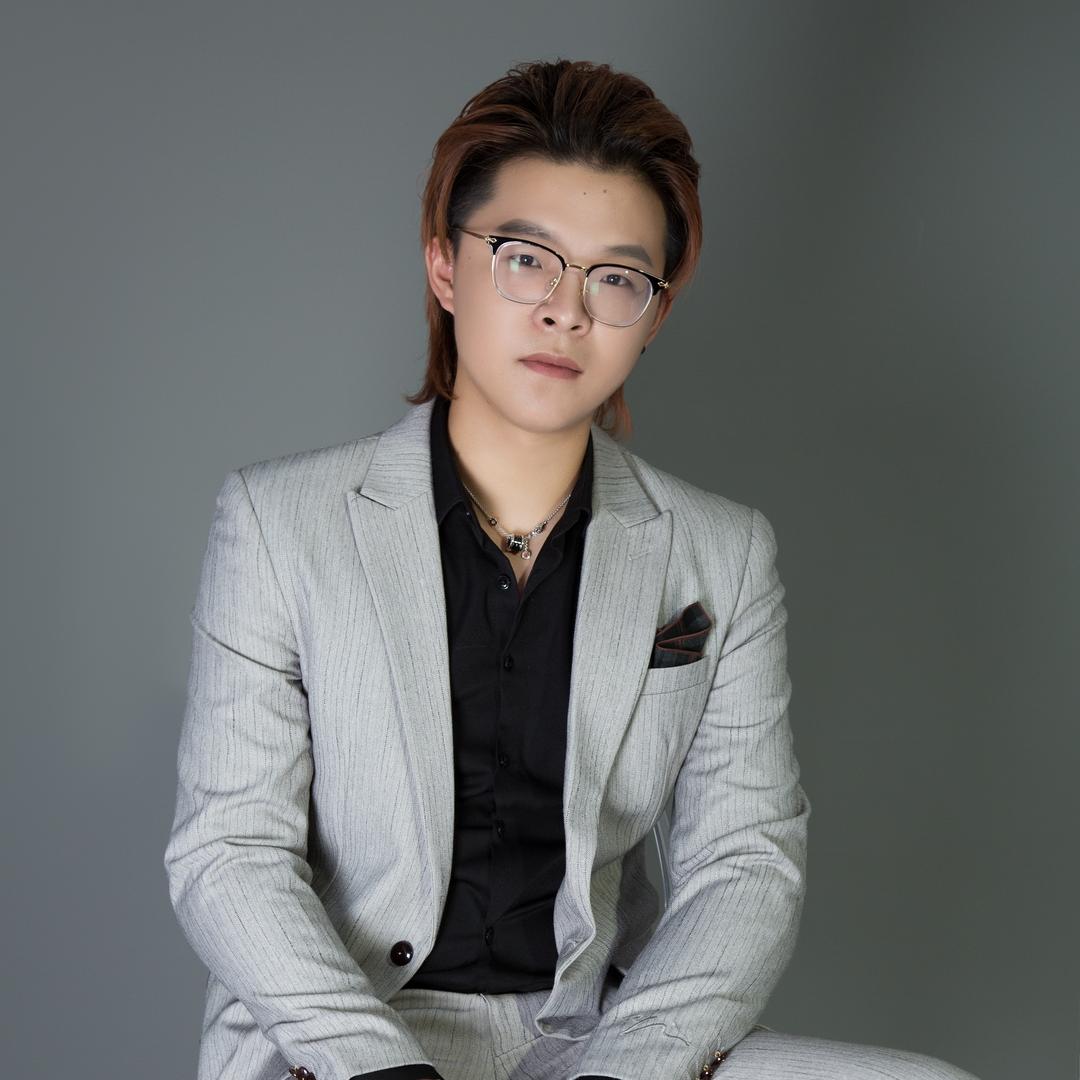 JMONE联合创始人