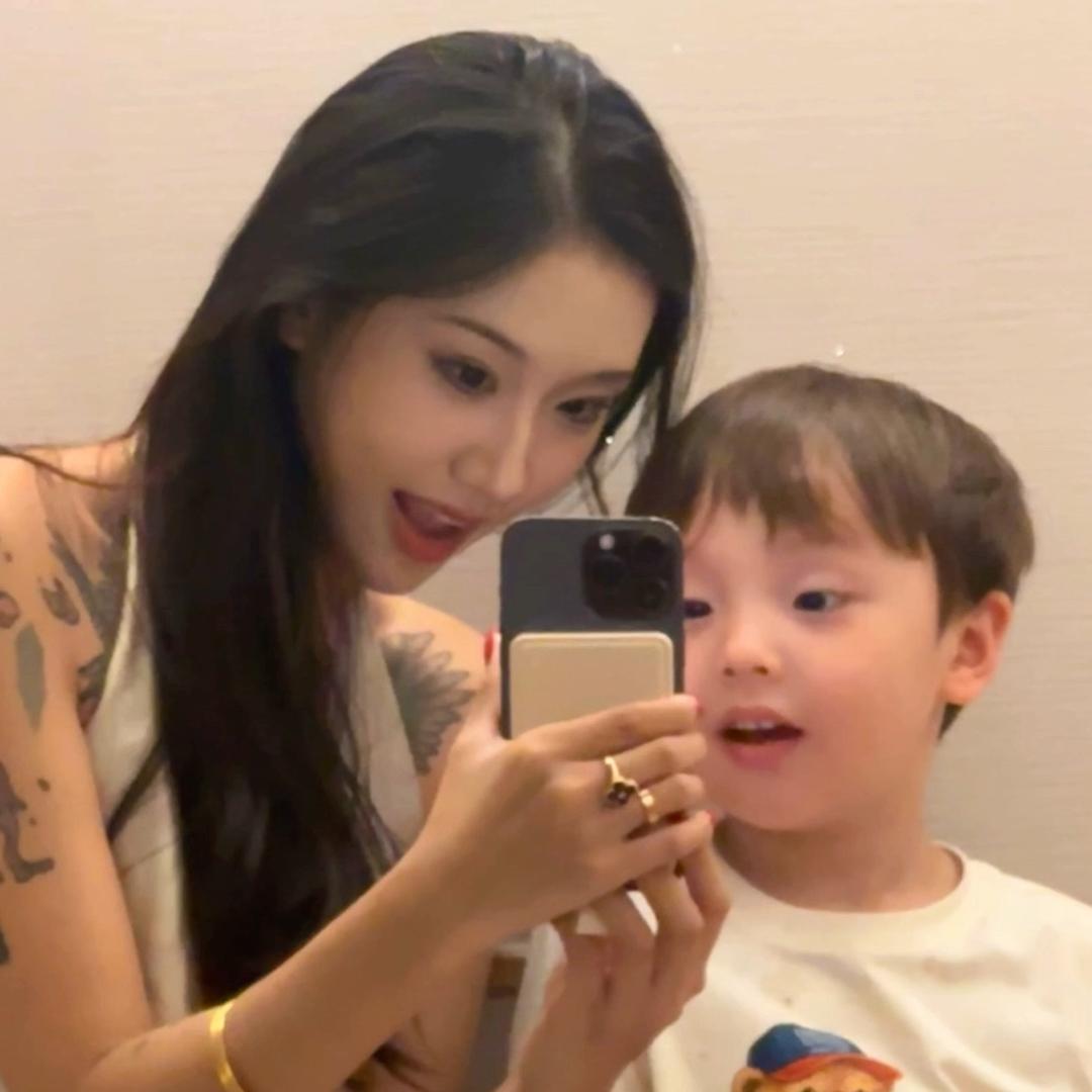 铿锵玫瑰.@抖音