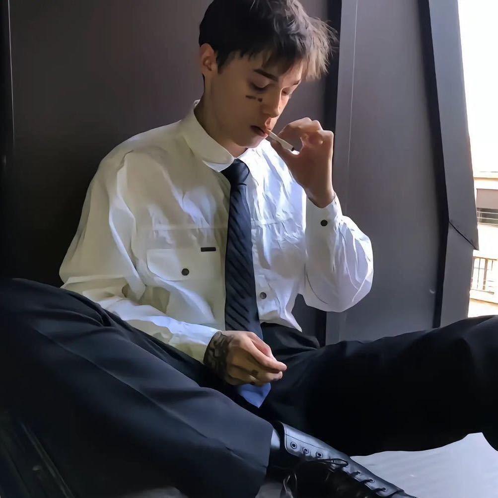 墨离