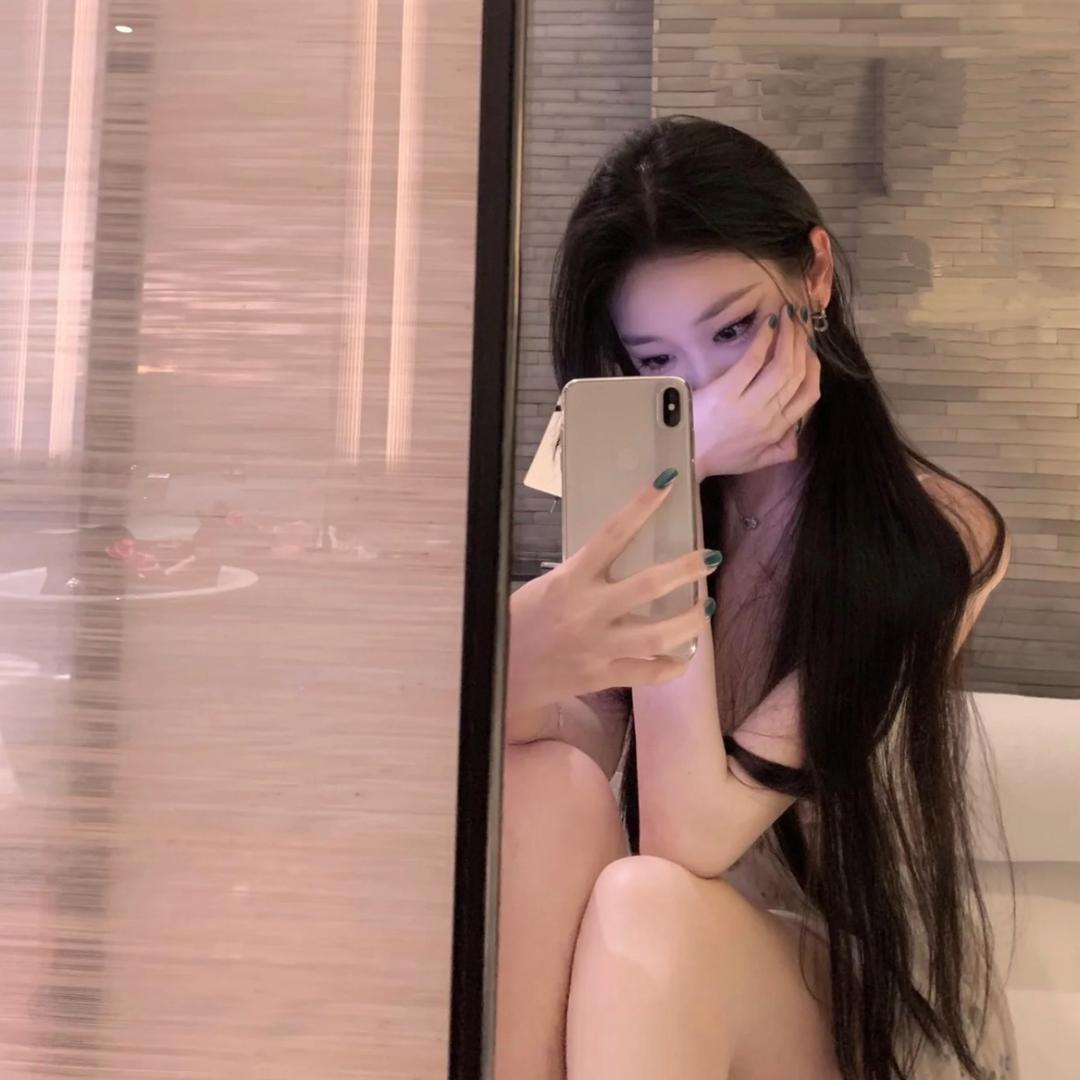 Zoe_