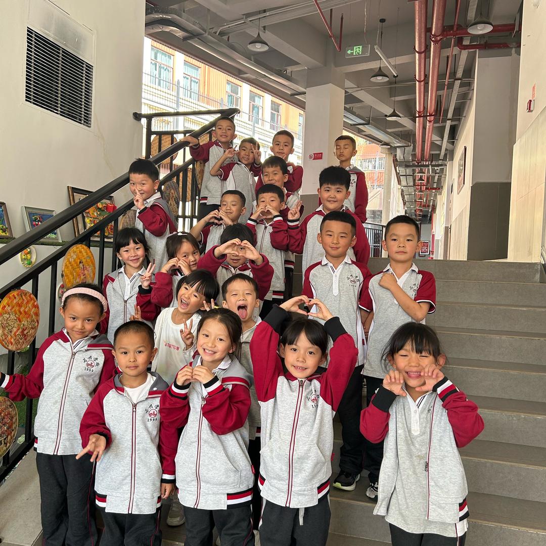 六盘水为明Mini老师