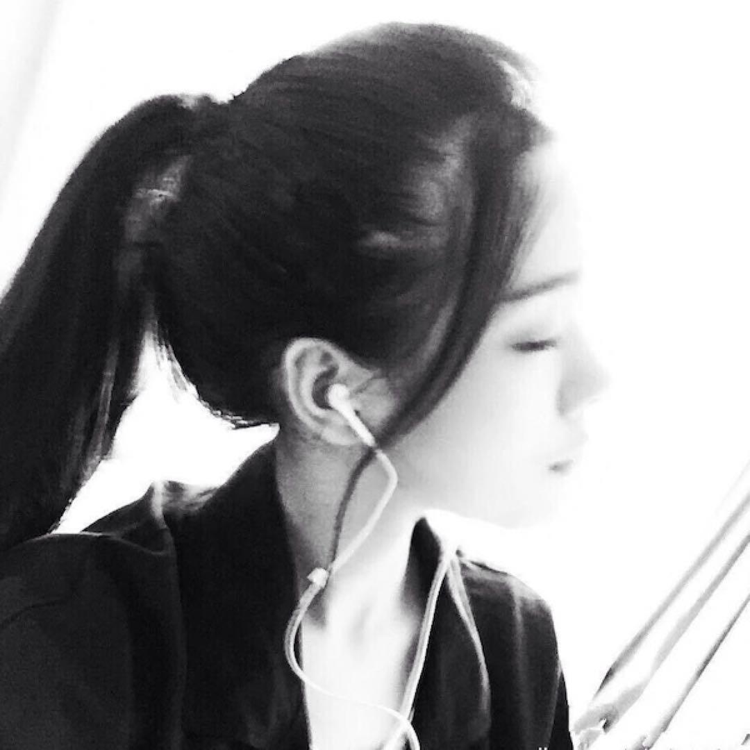 @七七
