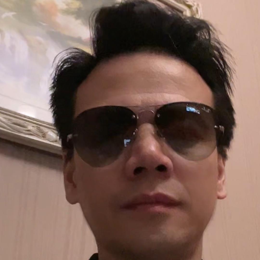 淡雅的浓咖啡