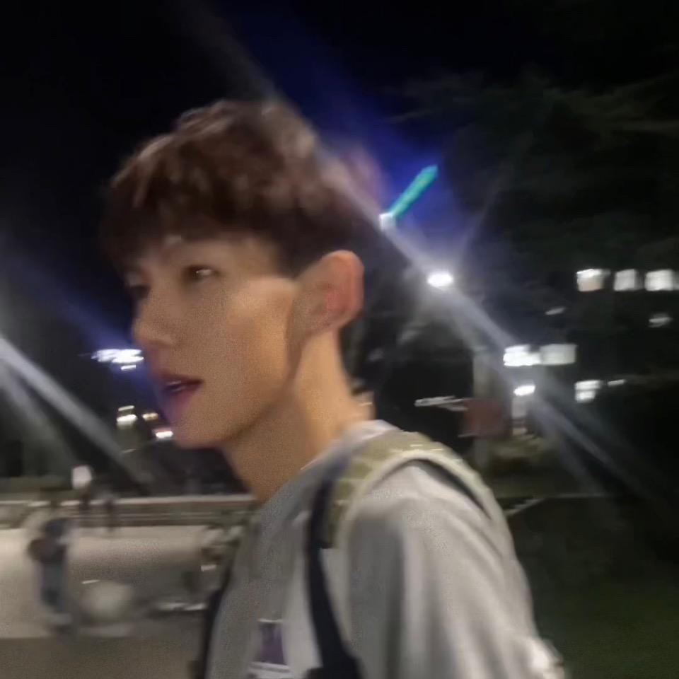 李Shi赫