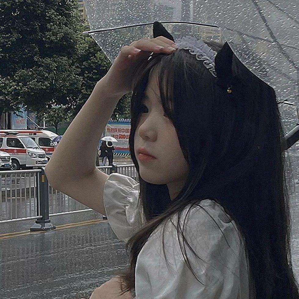 L修勾玲和鹿晗握手版7