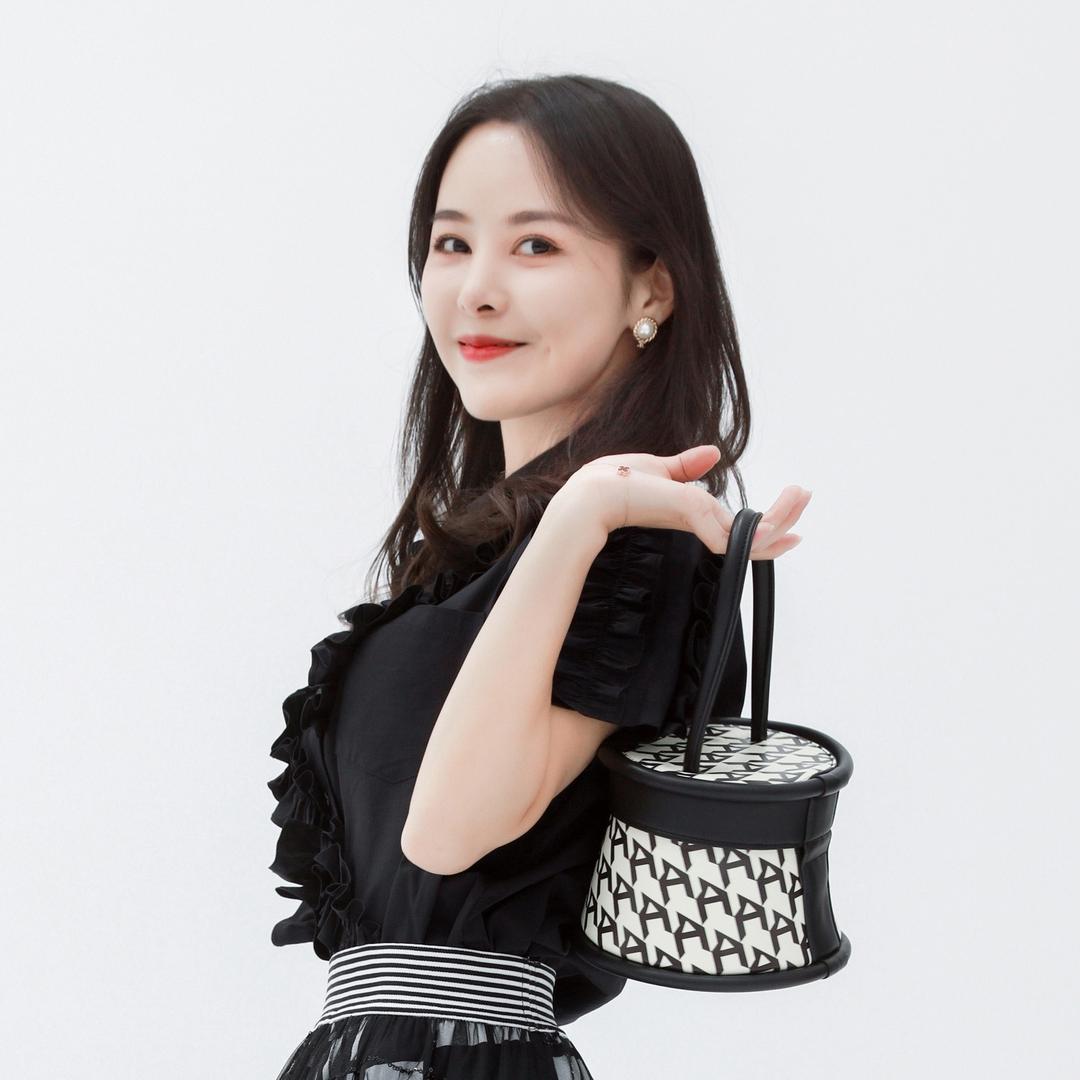 万达品牌折扣女装