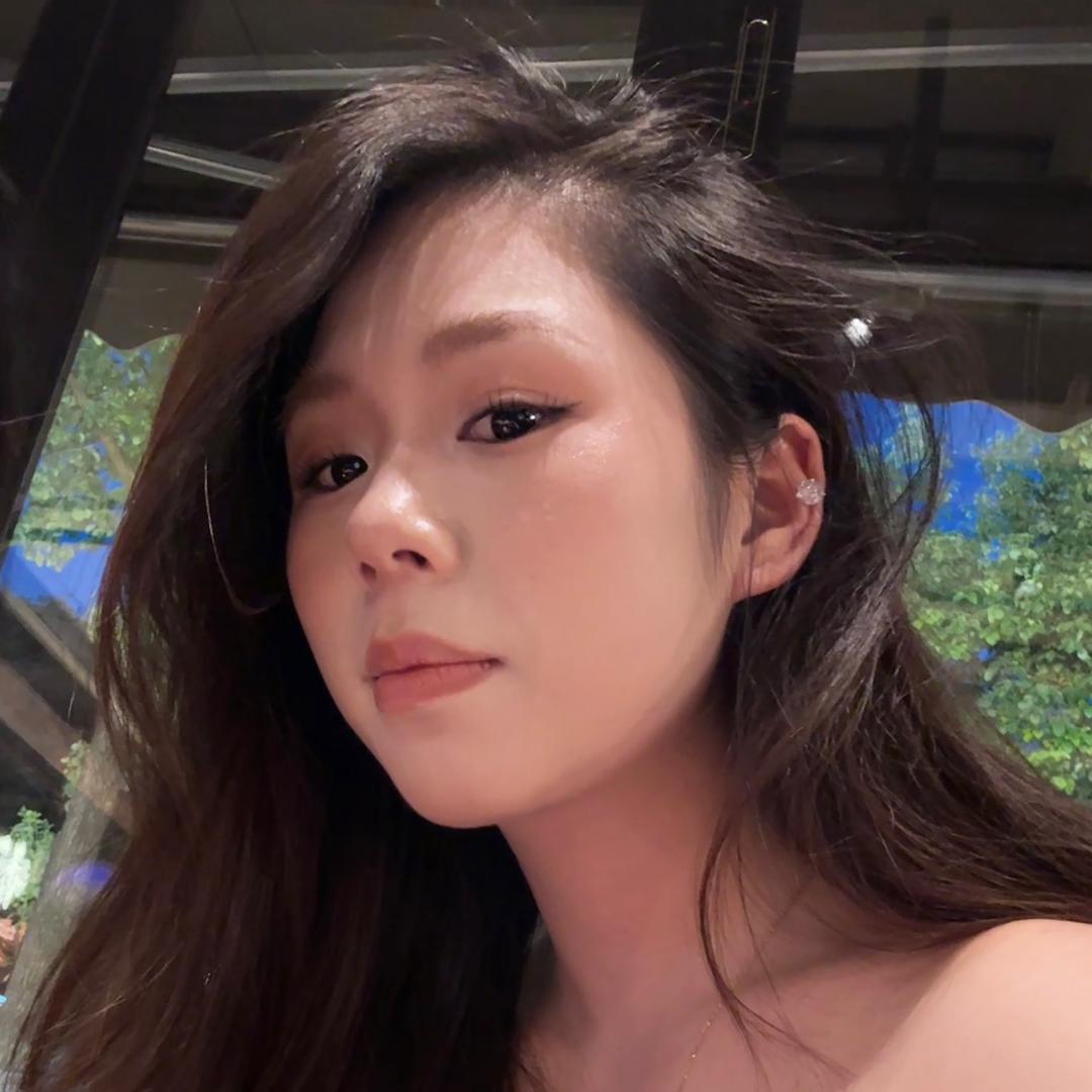 七莹同学.