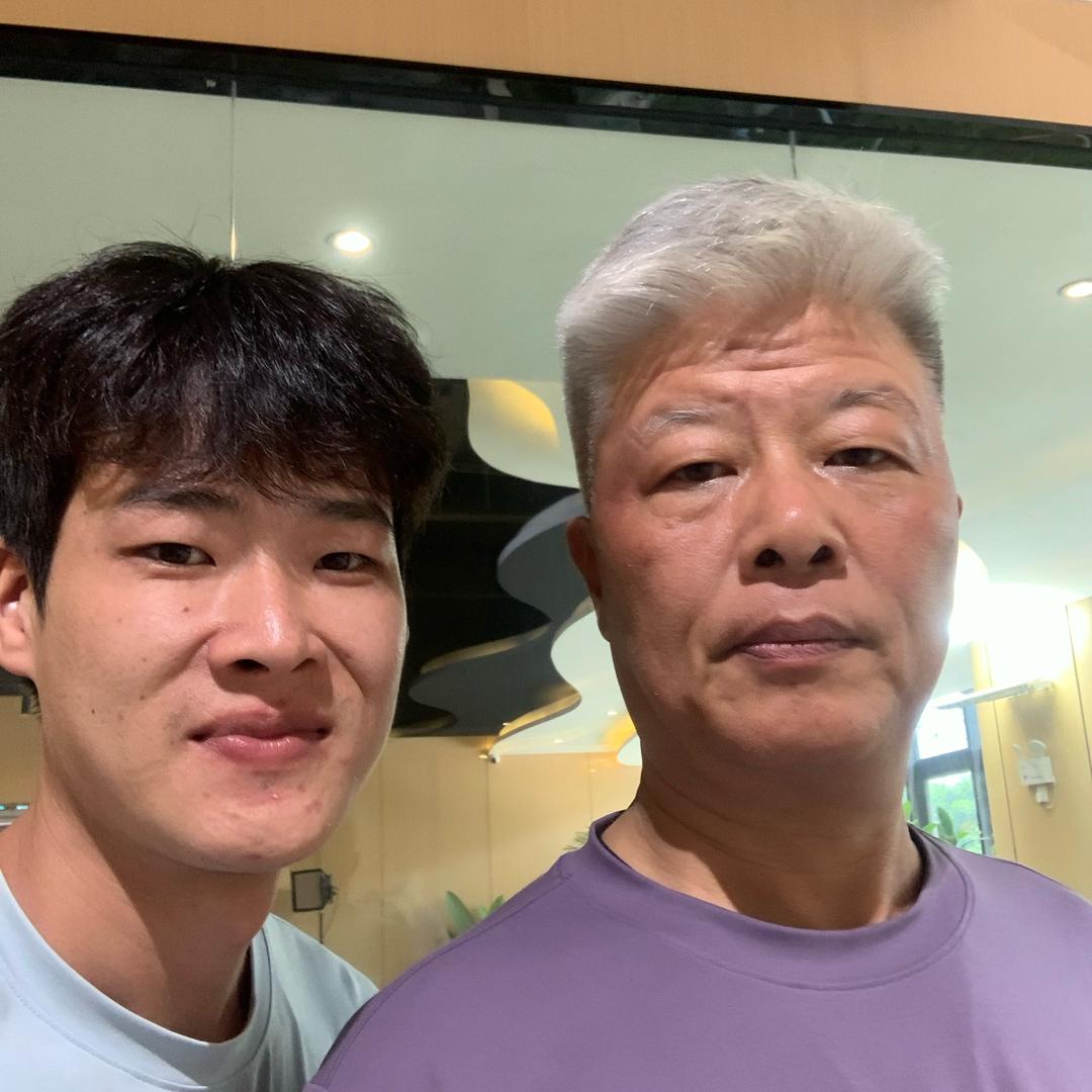 霞湖世家男装-鸣鸣号