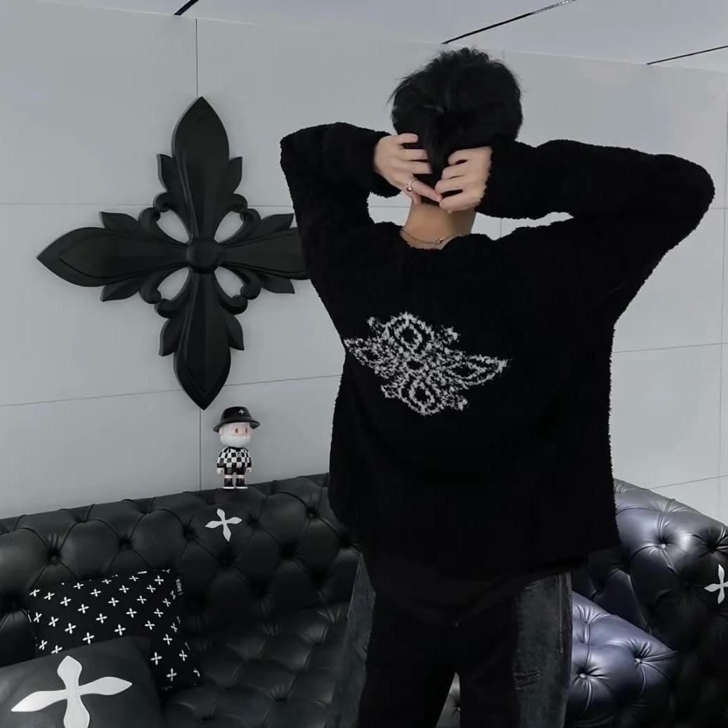 黑色