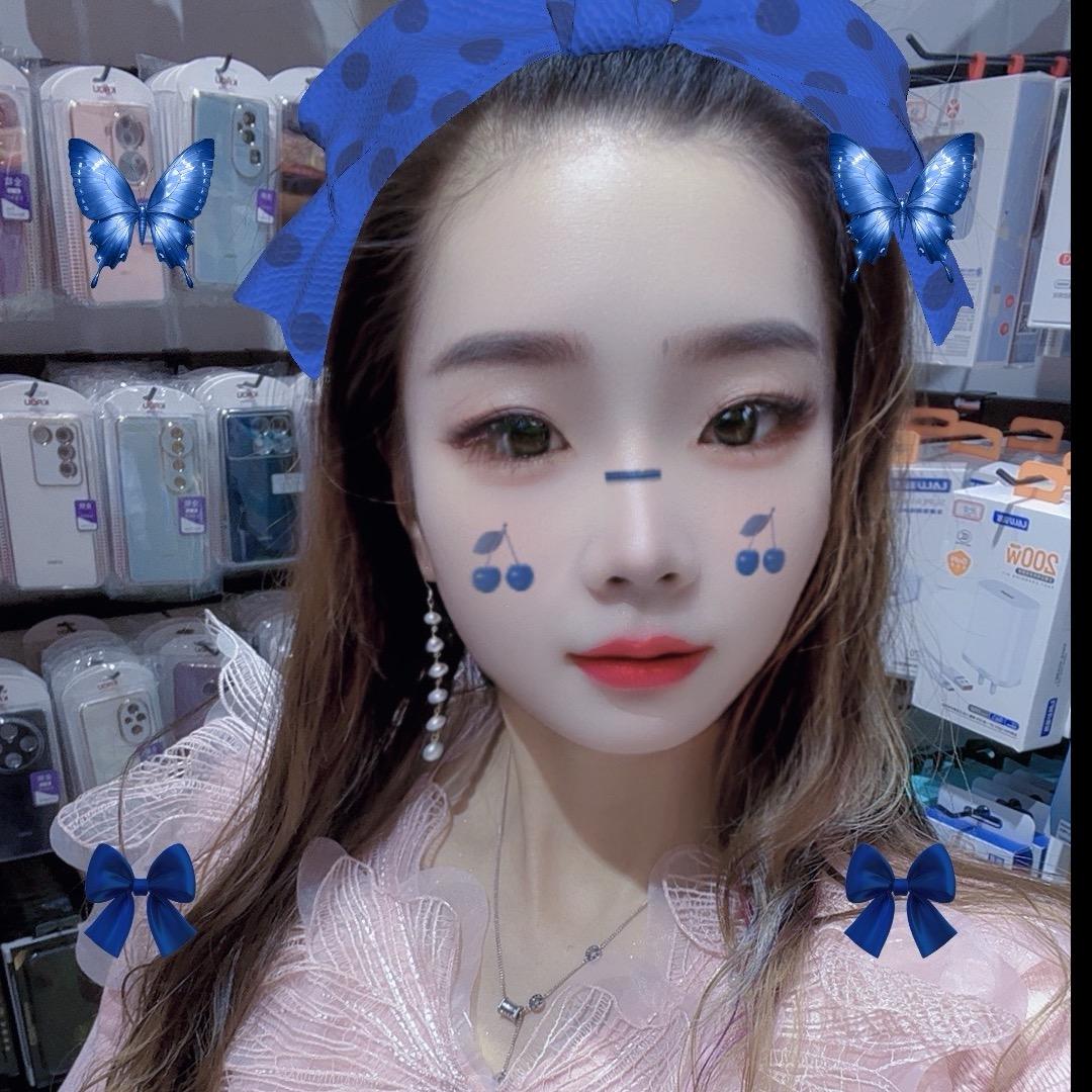 八千喜临门手机贴膜小姐姐