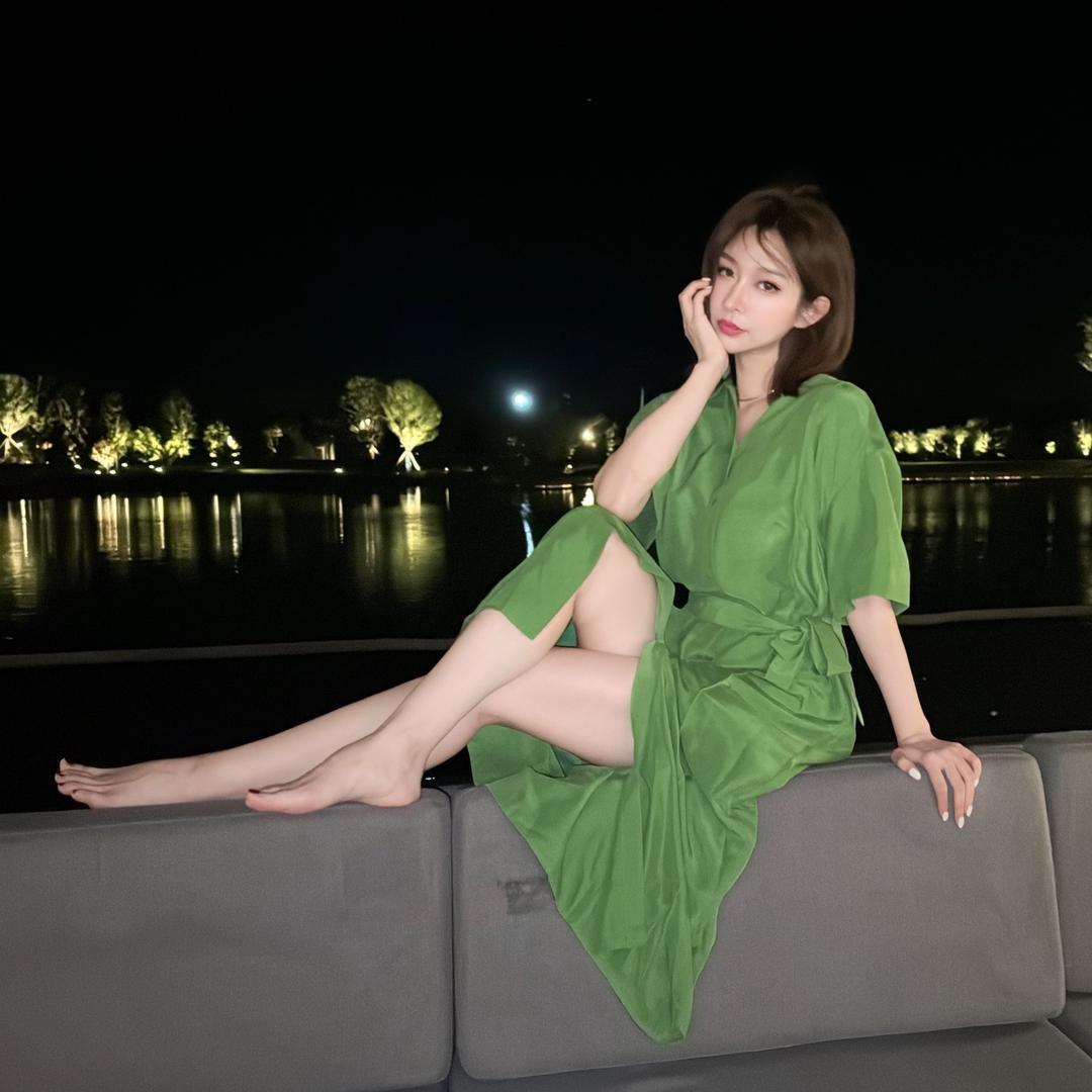 G口口（银行退役小姐姐）