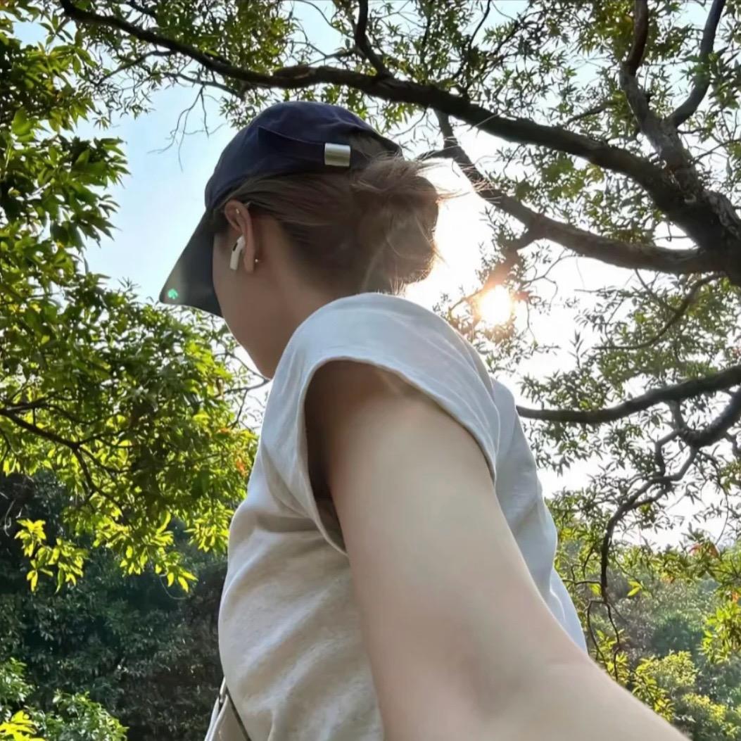 ꔷ z ꔷ敲级蛋黄酥