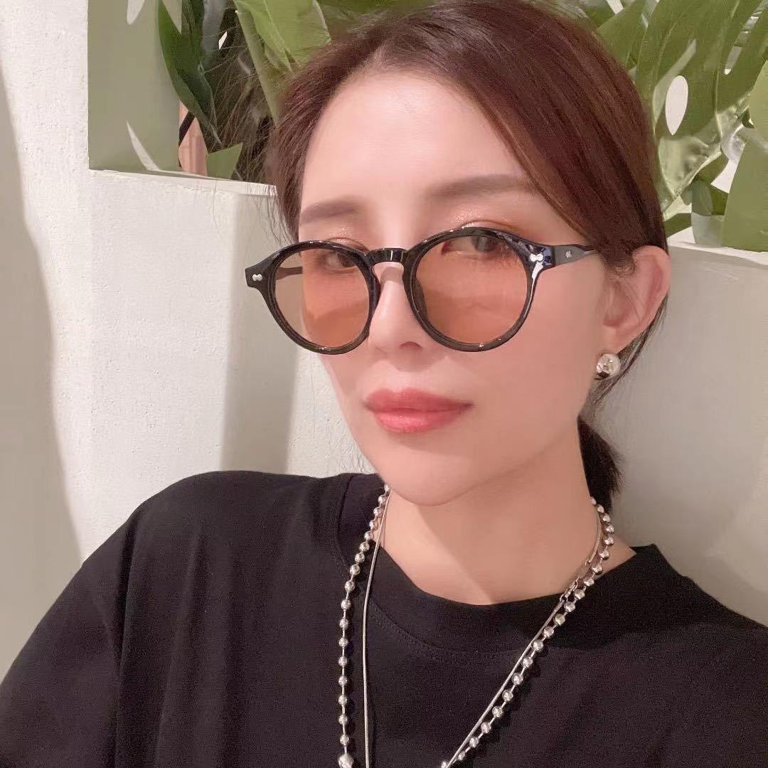 是娜娜娜呀