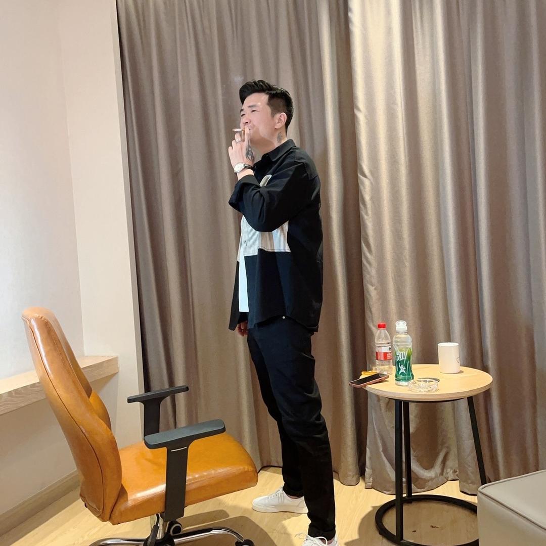 蓝波湾 阿龙
