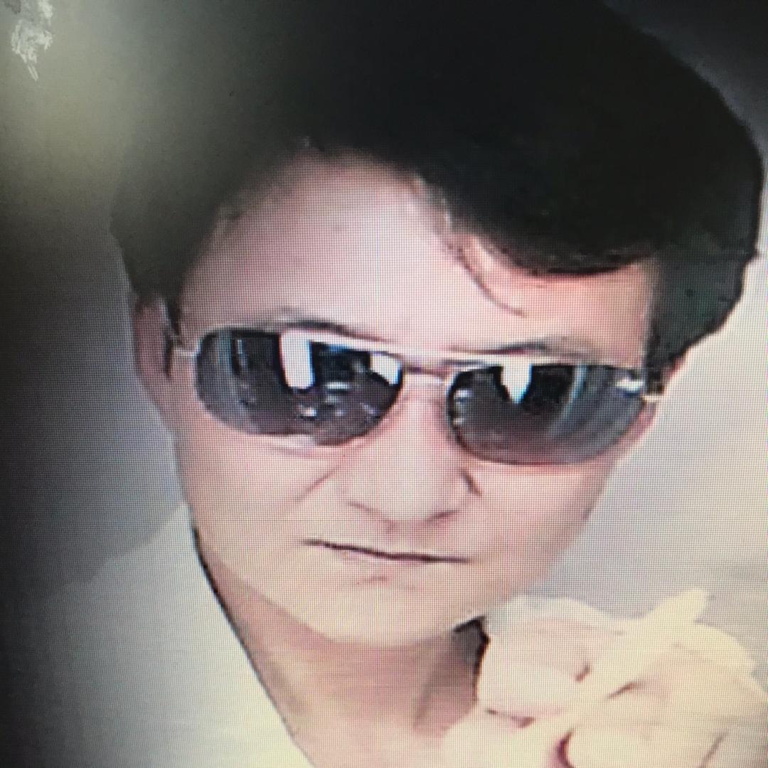 伤我你不配