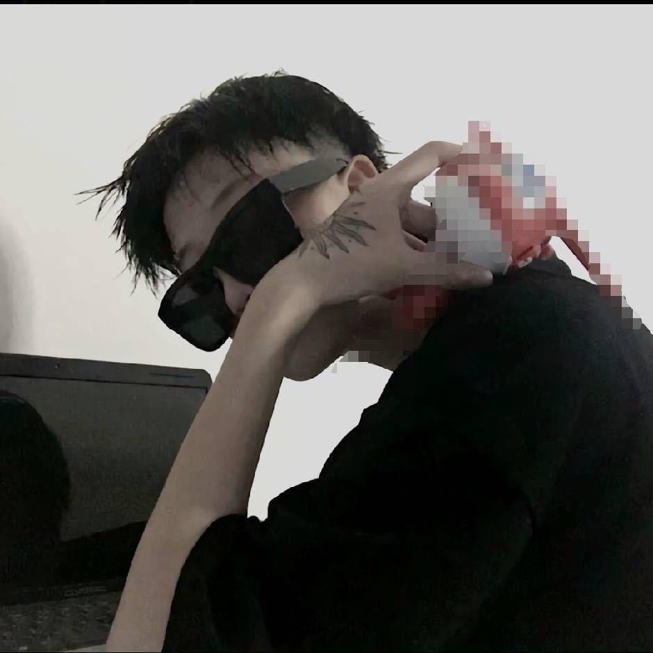 $ Y