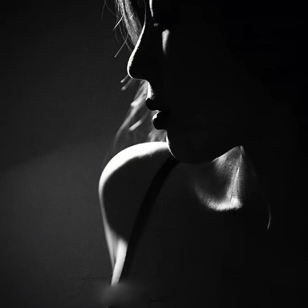 ·女