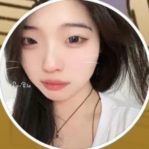 七七.🎀