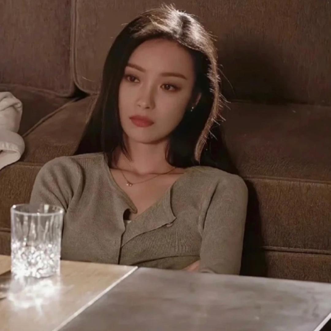 一条会翻身的咸🐟