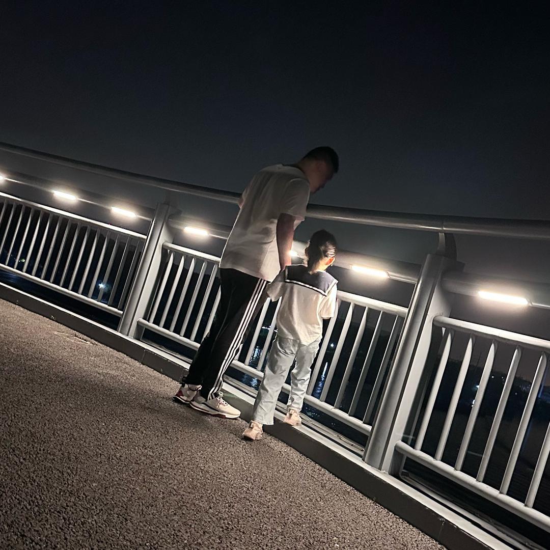 王不温柔🍓🍓🍓