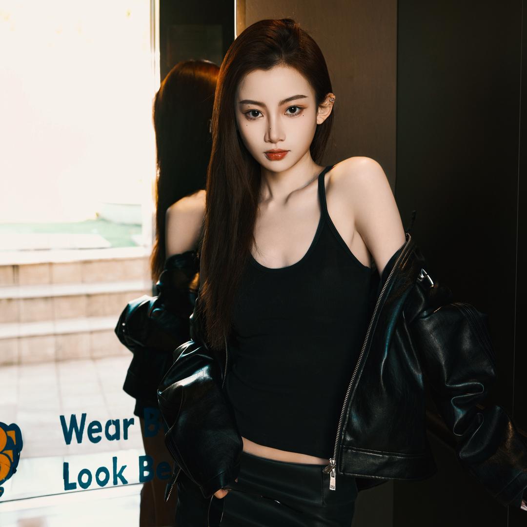 蜜桃伊.