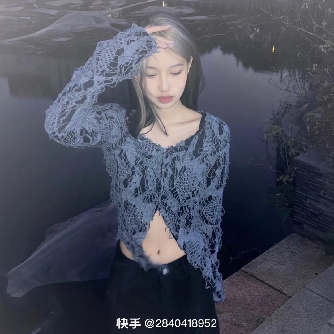 余晓果.
