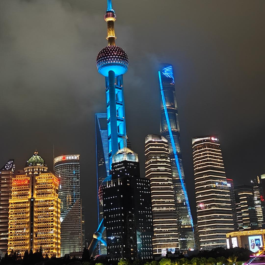 叫我查理