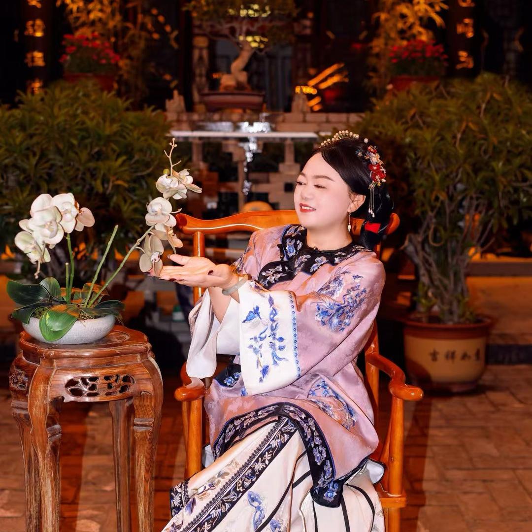 小姐姐  ￴ ￴￴ ￴ ￴ ￴ ￴