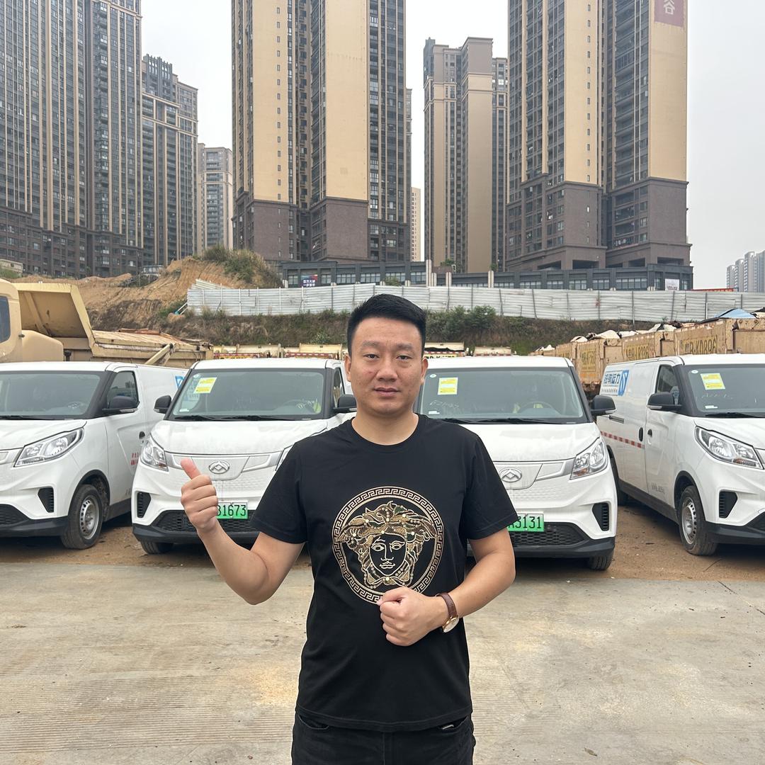 信达新能源汽车刘宏伟