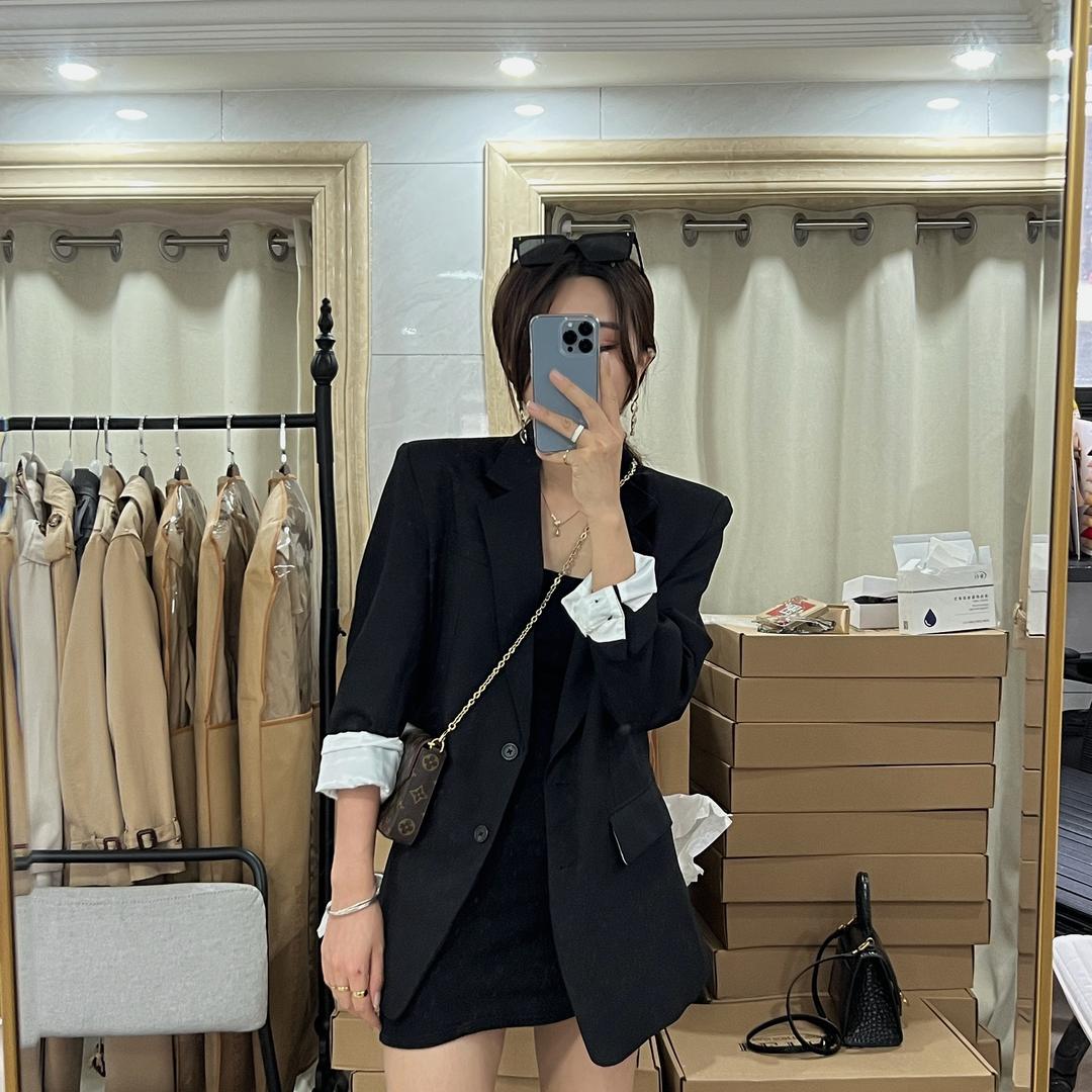 颖颖时尚服饰小铺